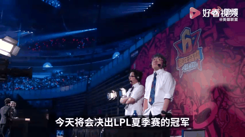包含电竞邀请赛上演强强对话，剑门猎隼队鏖战塞北银狐队，多点开花奏效；中场绞杀压制对手的词条